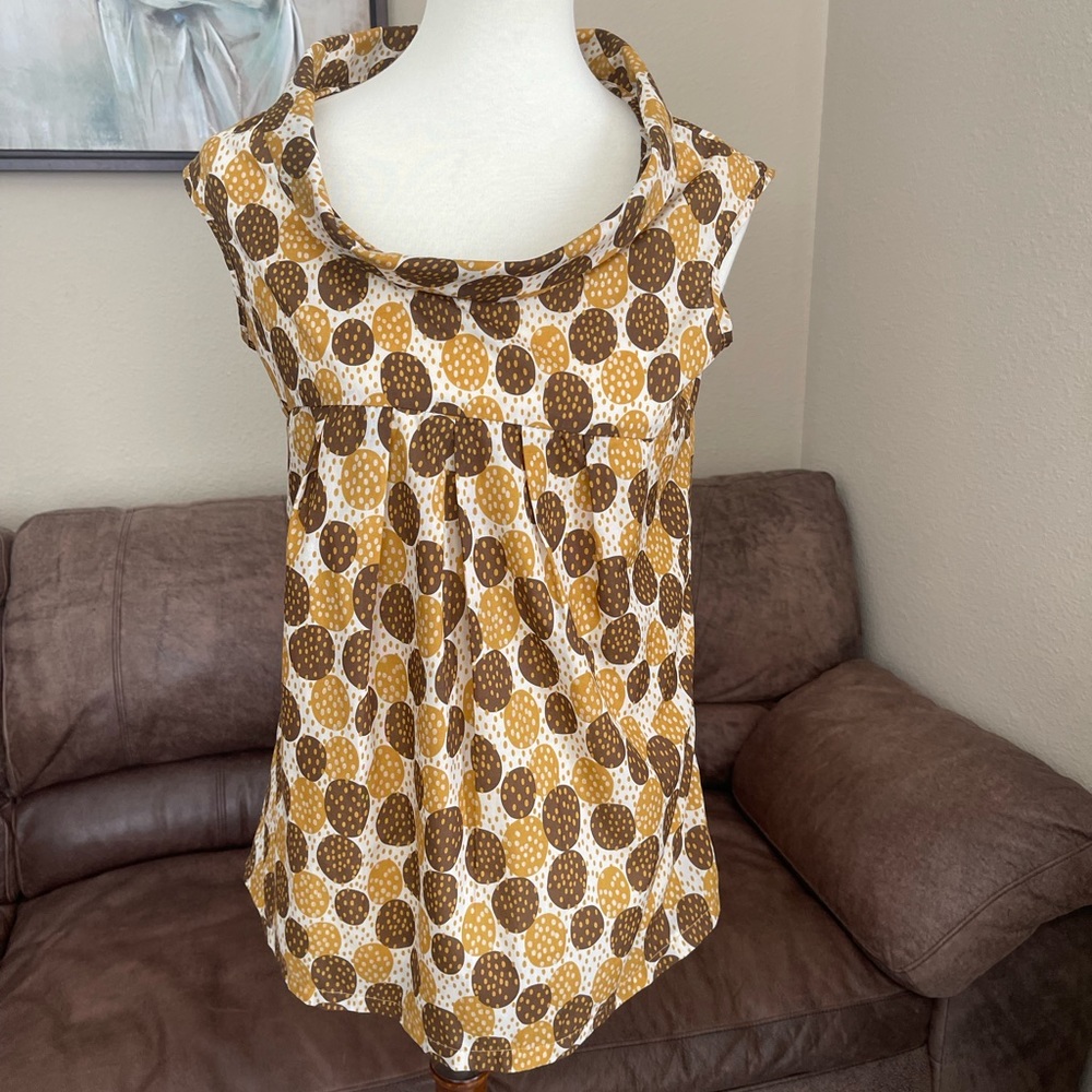 Brown Top size M
